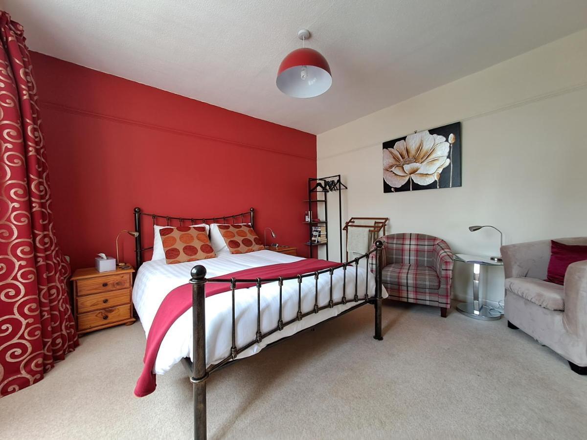 Quiet Comfortable Patcham Studio Free Parking Hallway Shared With Host Lejlighed Brighton Eksteriør billede